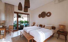Amaka Villas